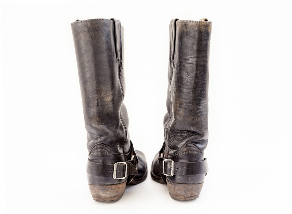par de botas vintage aisladas sobre fondo blanco
 - Foto, imagen