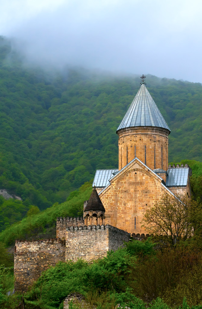 schöne Landschaft der Festung des Klosters - Foto, Bild