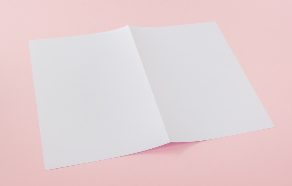 Двухслойная белая бумага
  - Фото, изображение