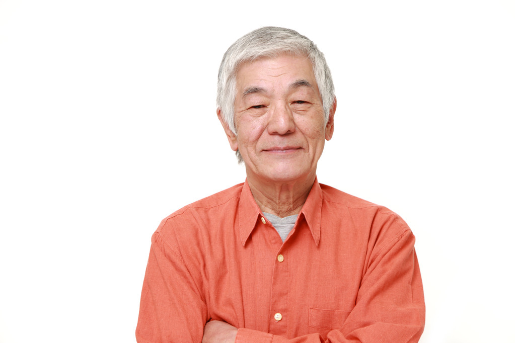 старший японский мужчина в хорошем настроении
 - Фото, изображение