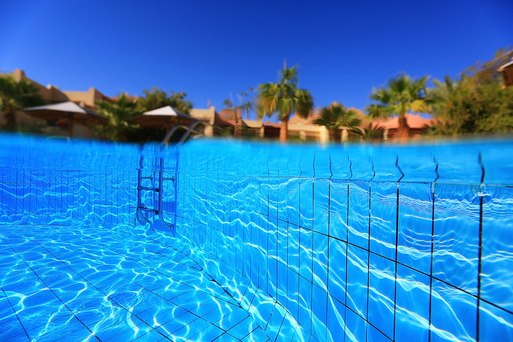 Hotel resort piscina
 - Foto, immagini