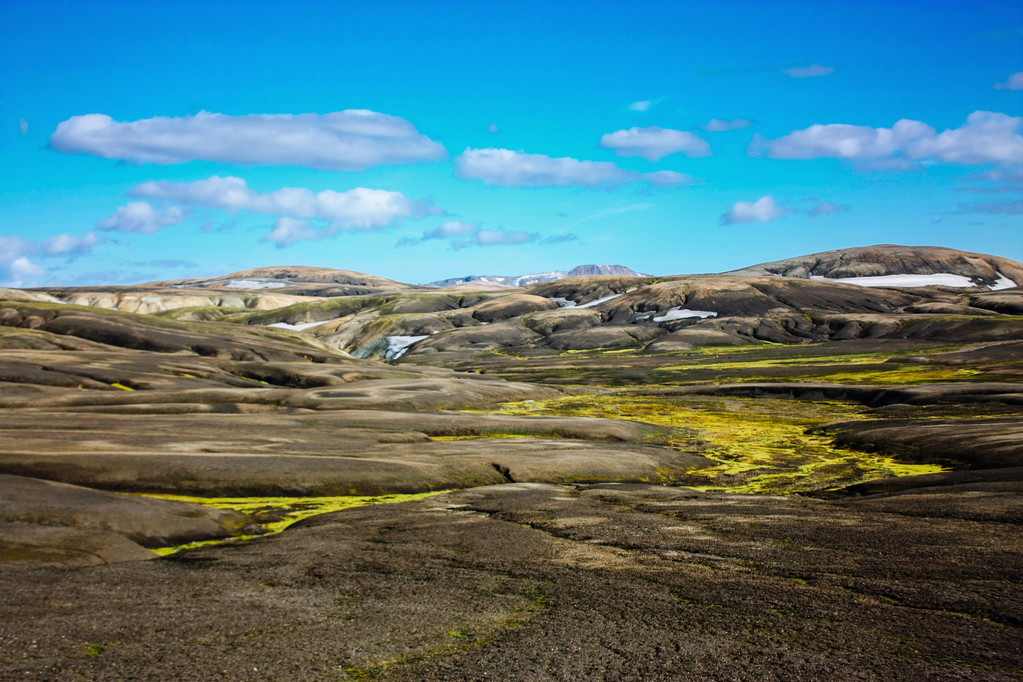 Krajina s mechem na Islandu. Hory a vulkanické oblasti - Fotografie, Obrázek
