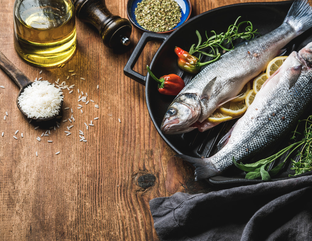 Ingredienti per la cena di pesce sano cookig
 - Foto, immagini