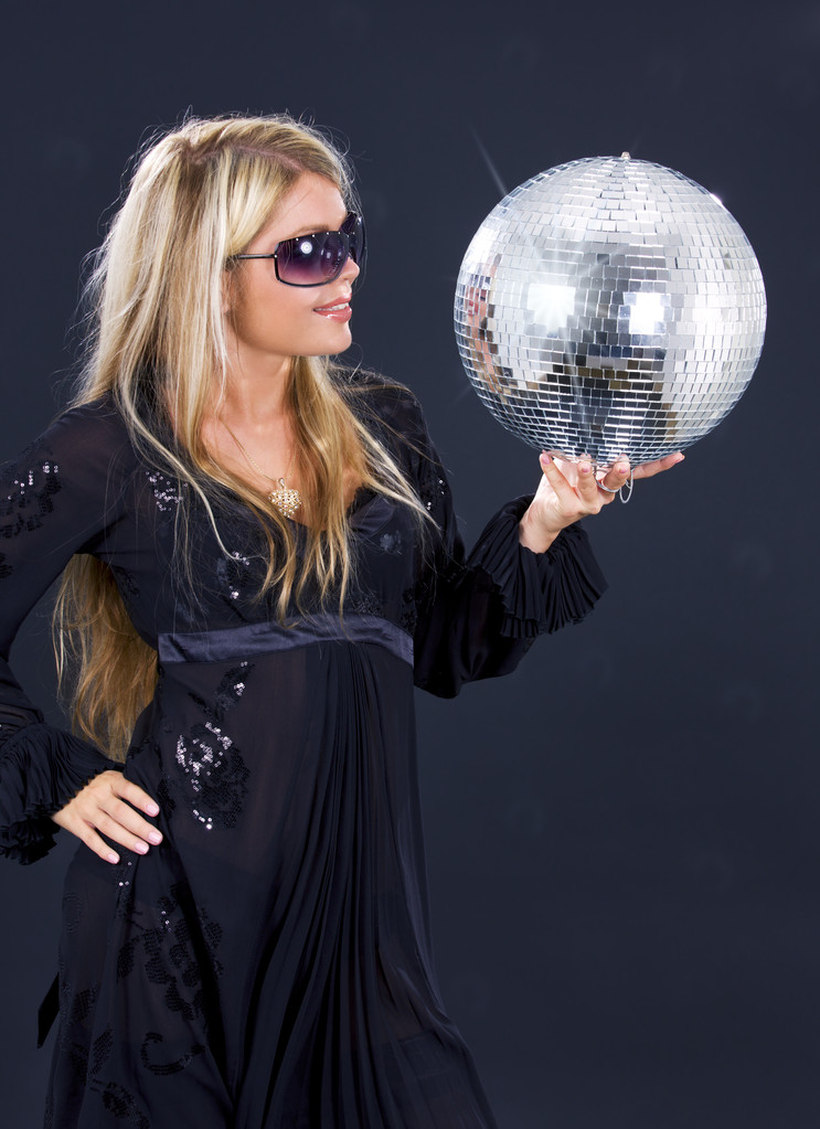 partij meisje met disco bal - Foto, afbeelding