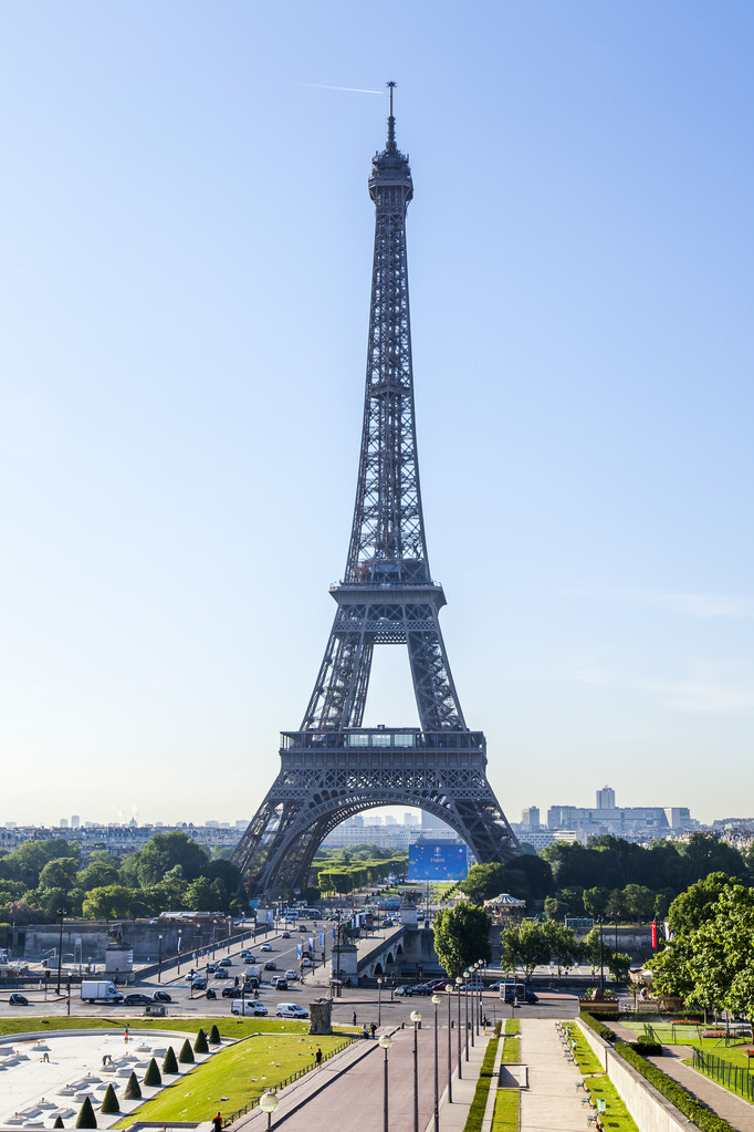 Paříž, Francie, na 7 červenci 2016. Eiffelova věž - jeden z hlavních památek města. Pohled z Trokadero - Fotografie, Obrázek