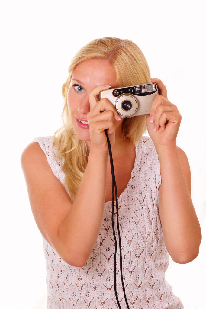 Bella giovane donna con una vecchia macchina fotografica
 - Foto, immagini