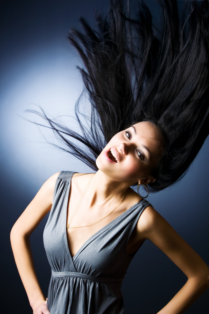 kobieta z fruwające włosów - Zdjęcie, obraz