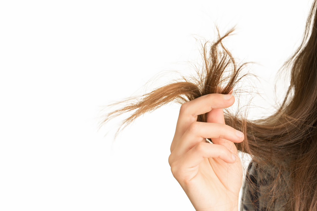 naisten päät hiustenhoito ongelmia
 - Valokuva, kuva