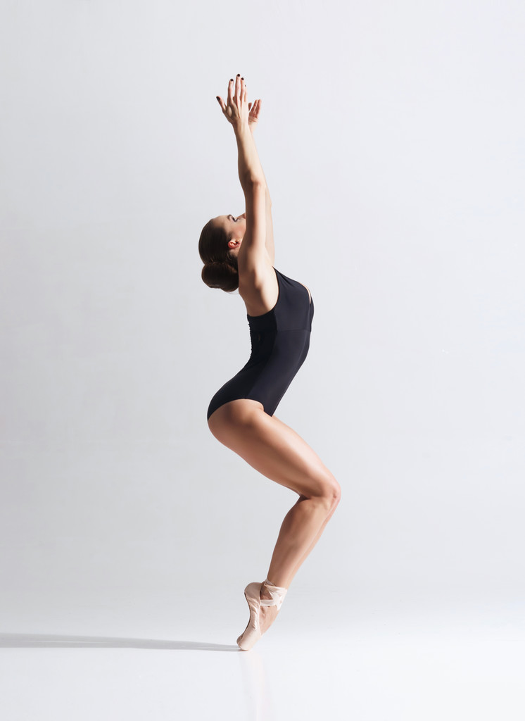 Bailarina elegante bailando   - Foto, Imagen