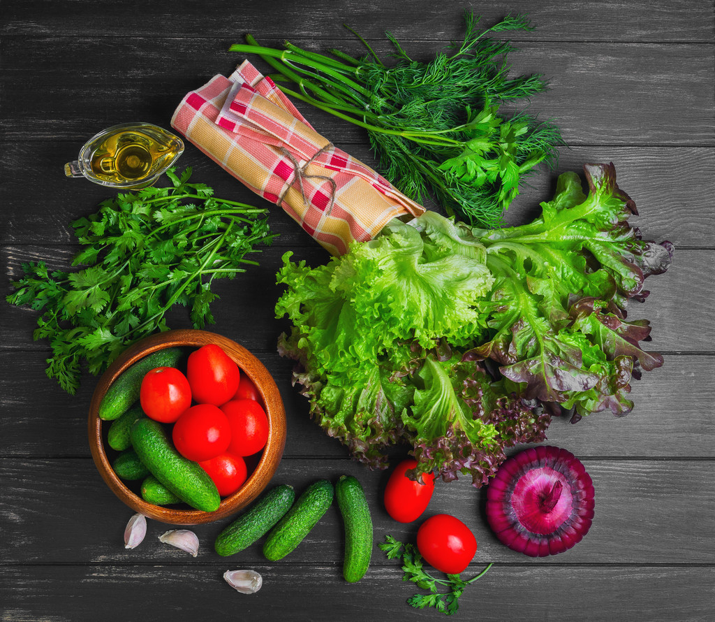 Ingredients for cooking vegetable salad - 写真・画像