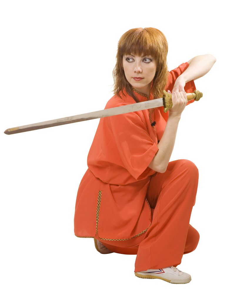 γυναίκα κάνει άσκηση με σπαθί - Φωτογραφία, εικόνα