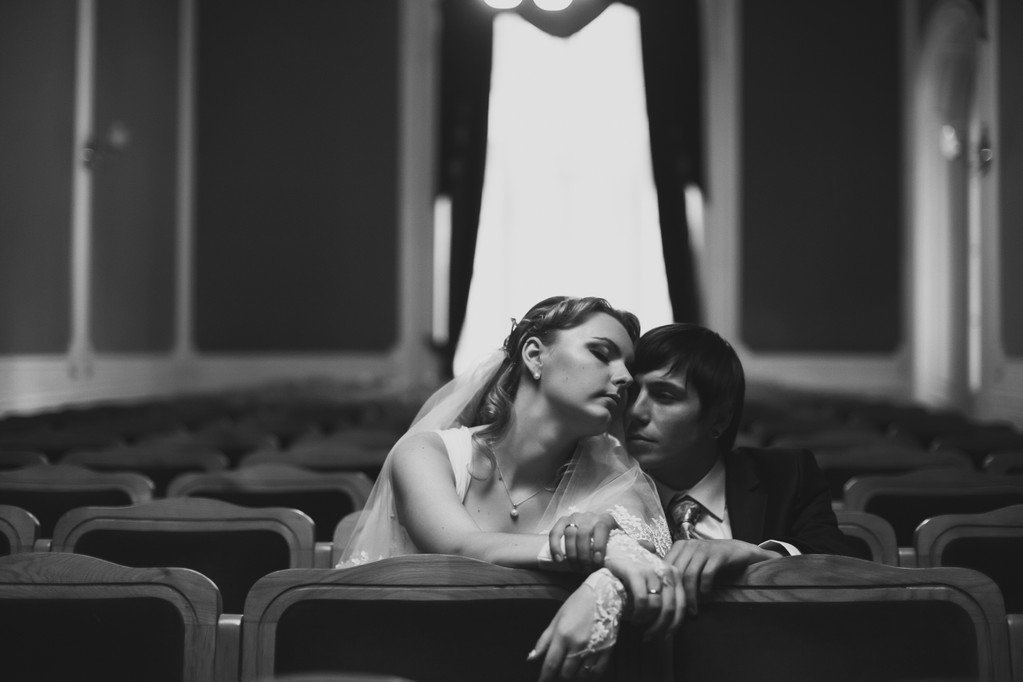Couple daydreams in the theatre - Fotografie, Obrázek