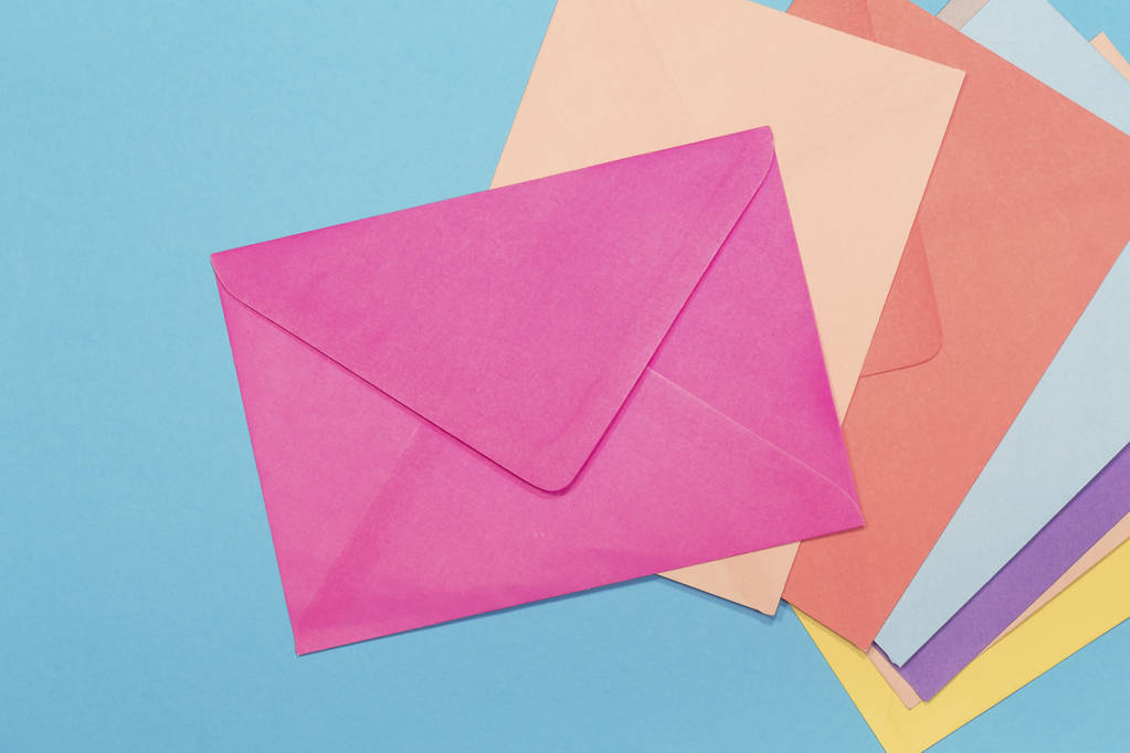 Fundo envelopes coloridos
 - Foto, Imagem
