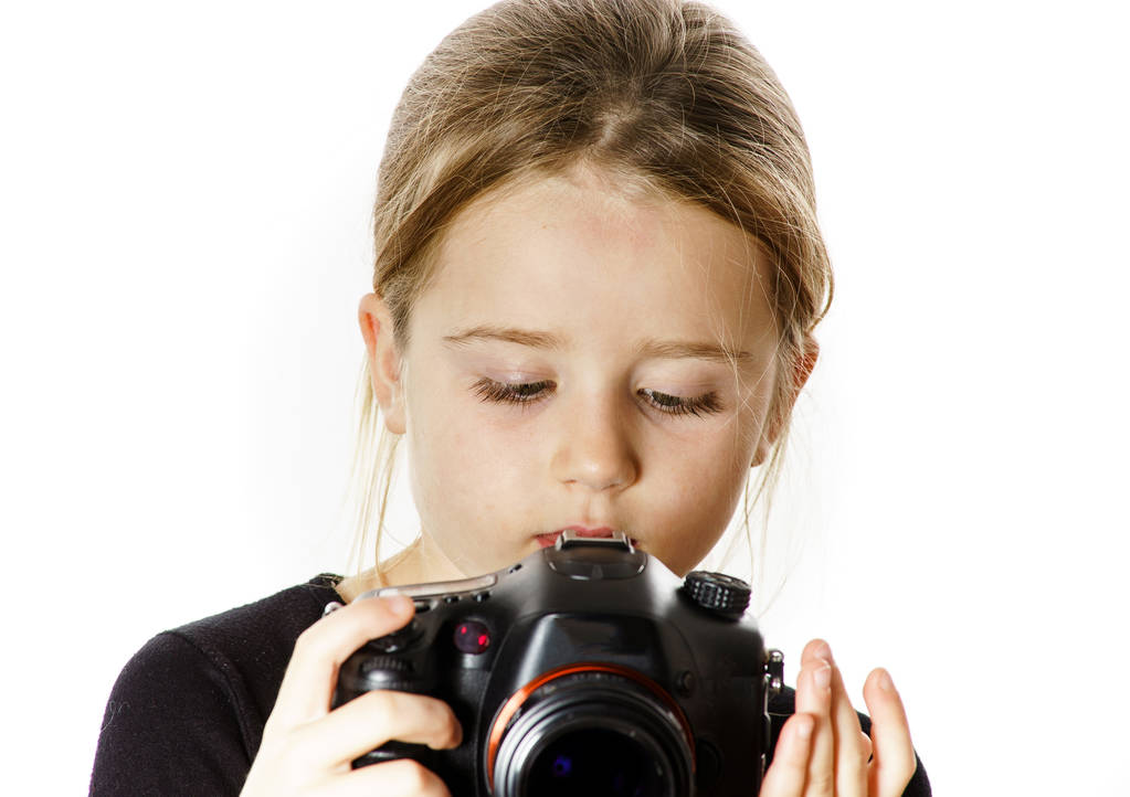 Malá holčička fotografování profesionální digitální fotoaparát - Fotografie, Obrázek