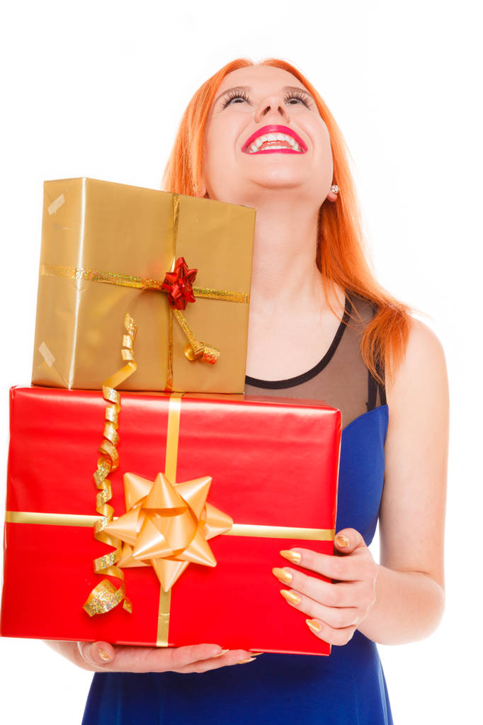 vacaciones amor concepto de felicidad - chica con cajas de regalo - Foto, imagen