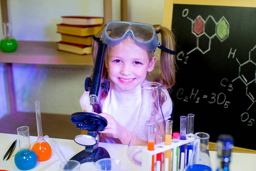young girl making science experiments - Photo, Image