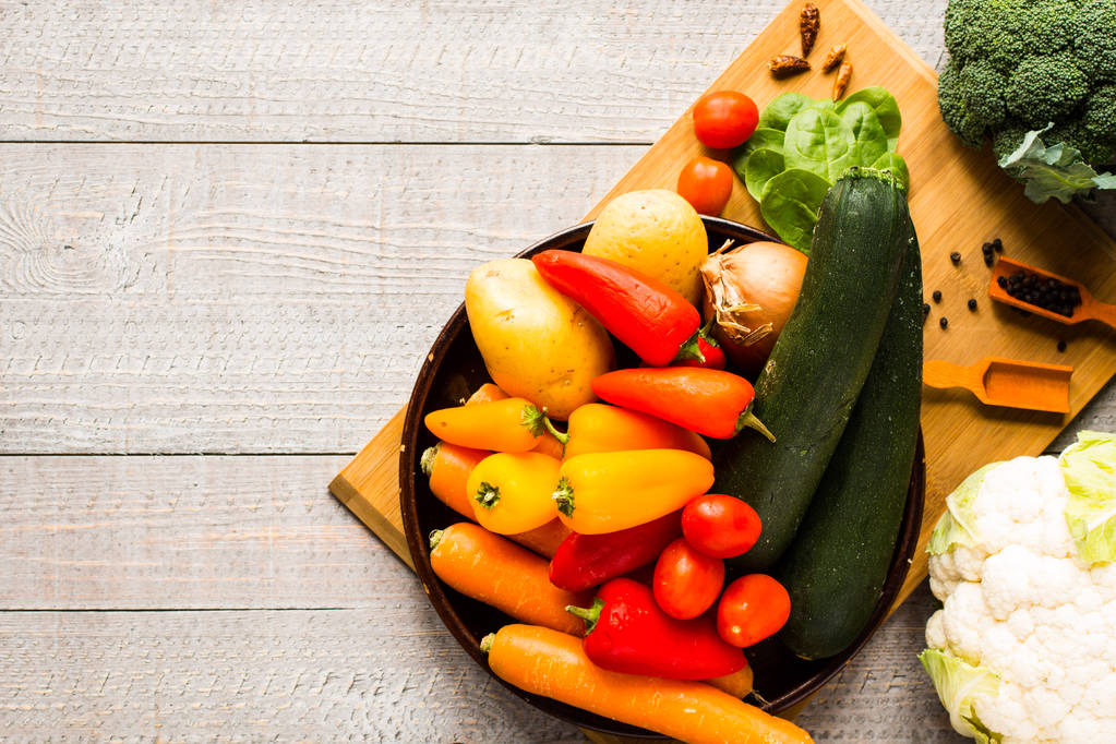 gesunde Ernährung und Kopierraum, frisches Gemüse - Foto, Bild