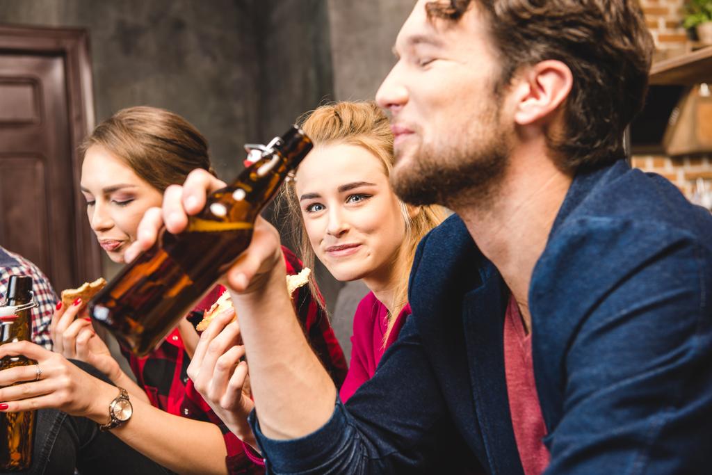 Friends drinking beer   - Photo, Image
