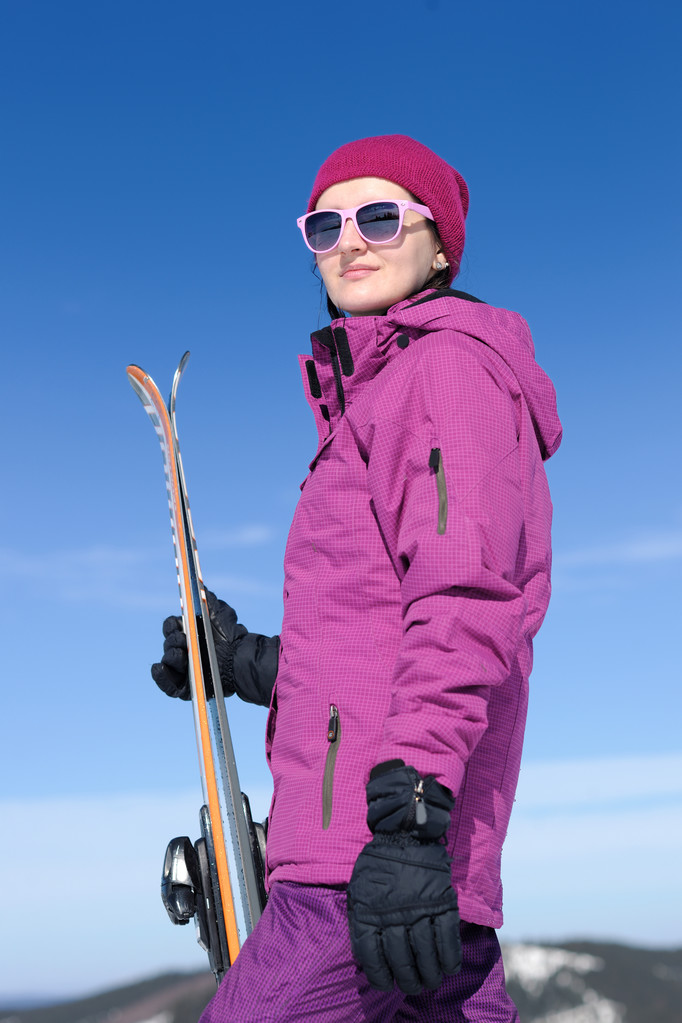 invierno mujer esquí
 - Foto, imagen