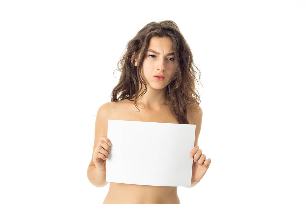 ragazza bruna nuda con cartello
 - Foto, immagini