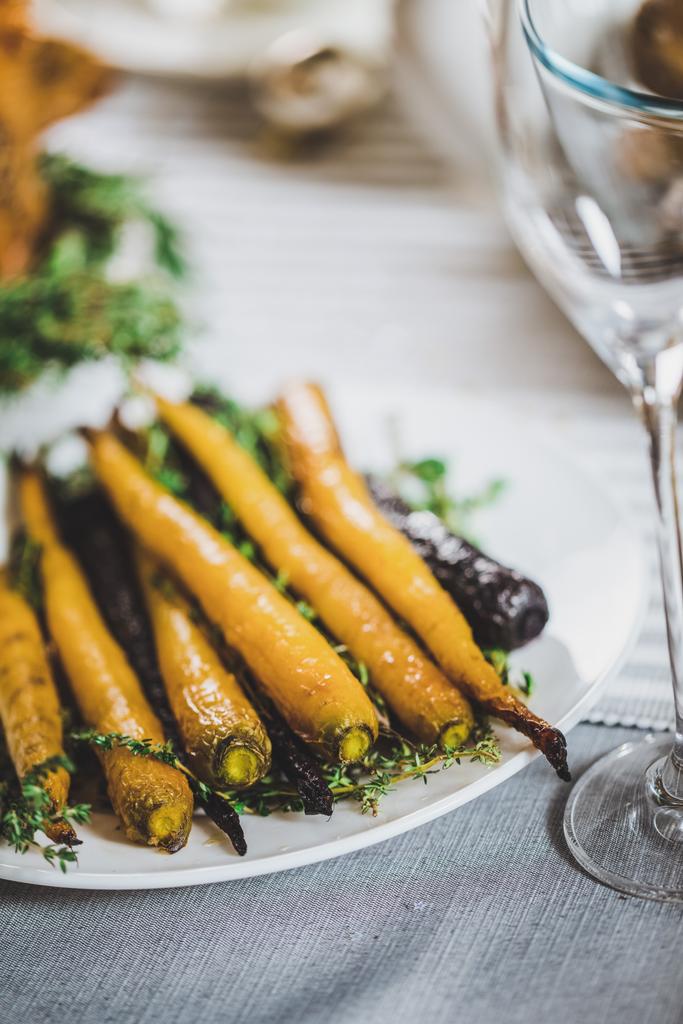 Roasted carrots on plate - Photo, Image