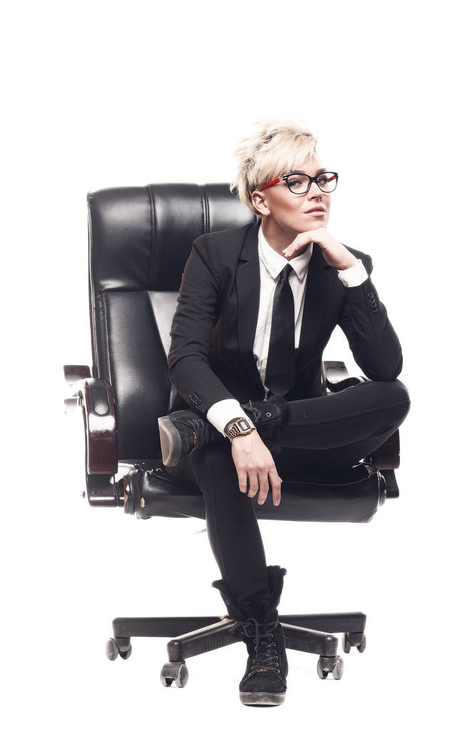 blonde schöne Geschäftsfrau im weißen Hemd Brille schwarz su - Foto, Bild