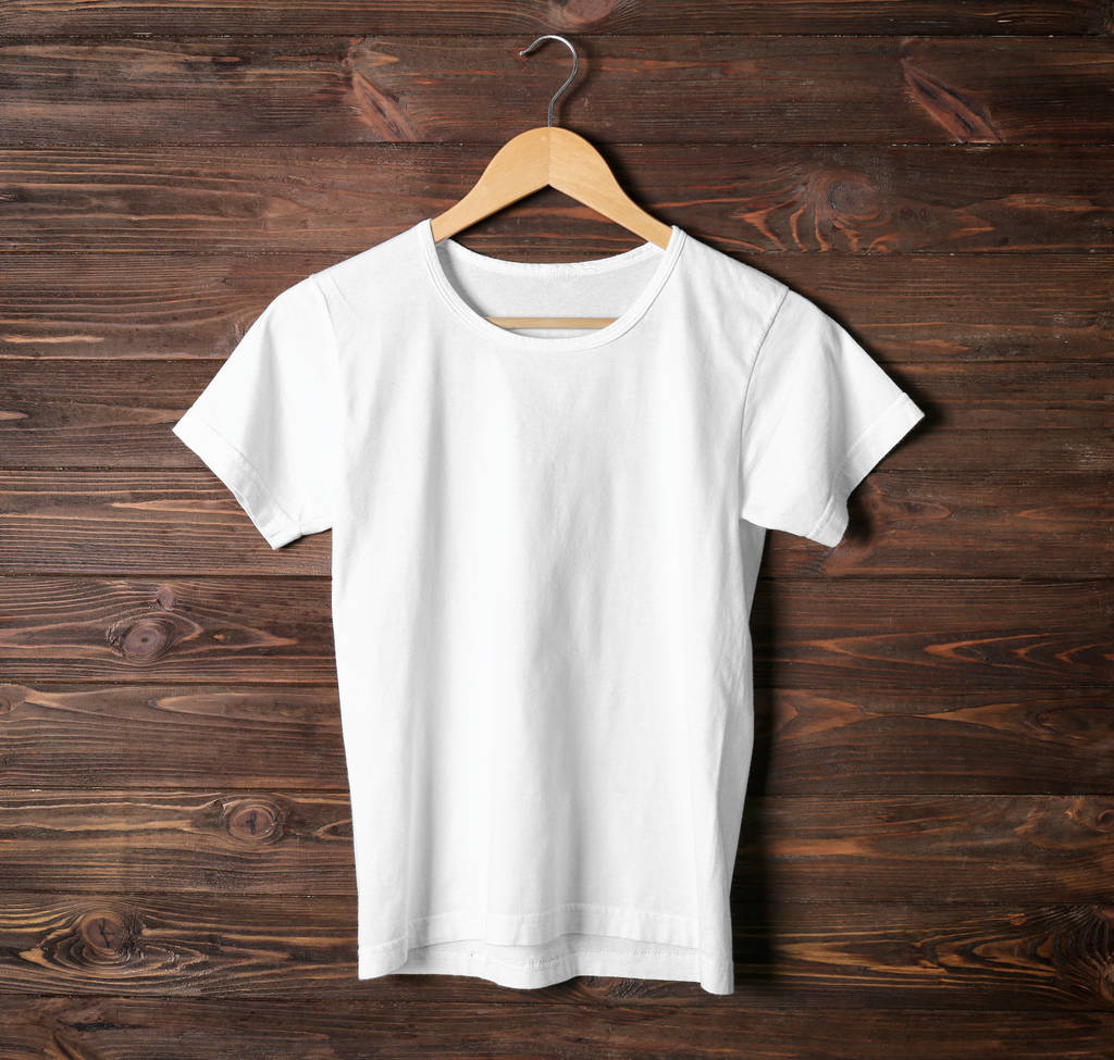 T-shirt bianca bianca
 - Foto, immagini