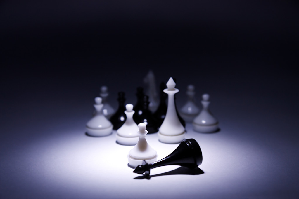White pawn with army defeats black king - Photo, Image