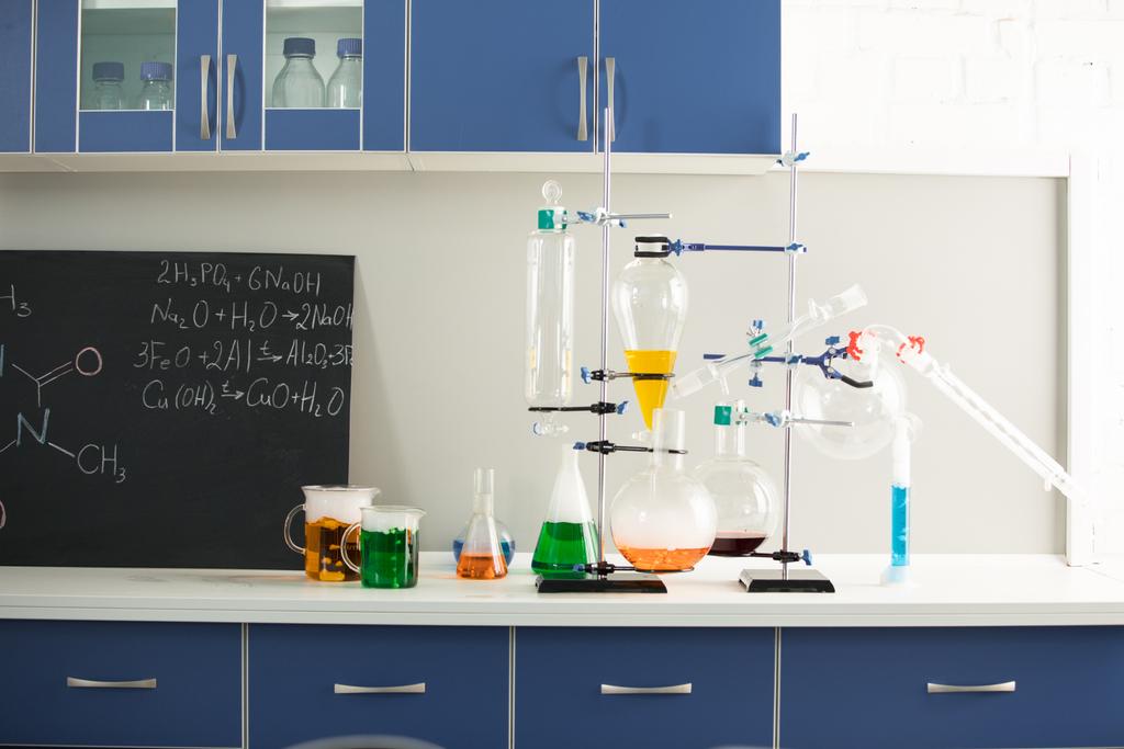 Chemikálie ve vědecké laboratoři - Fotografie, Obrázek
