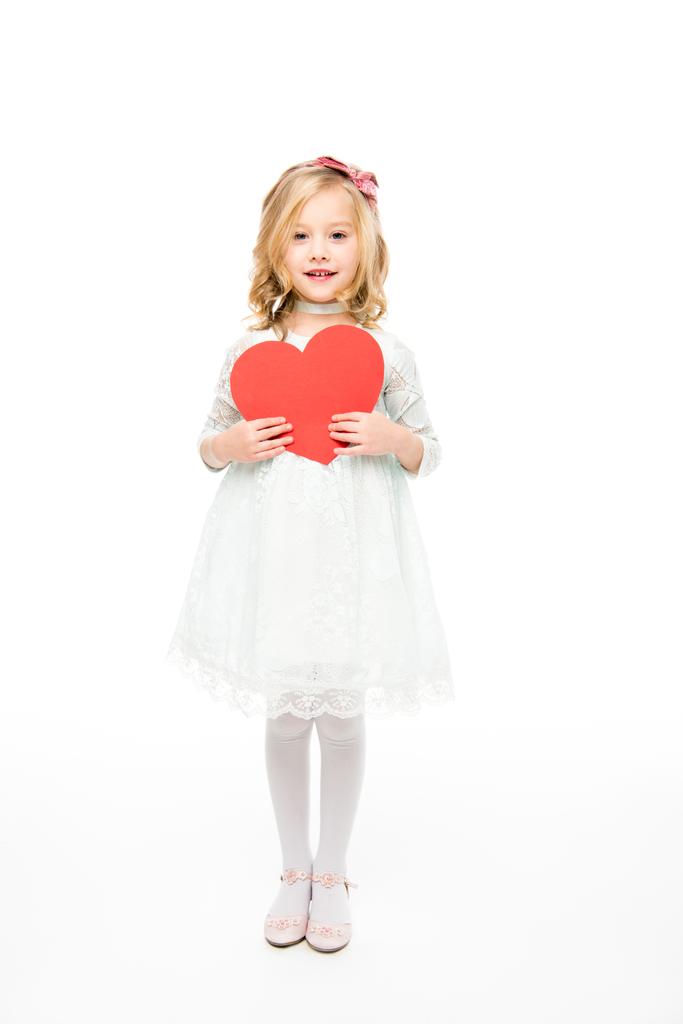 menina segurando papel coração
 - Foto, Imagem