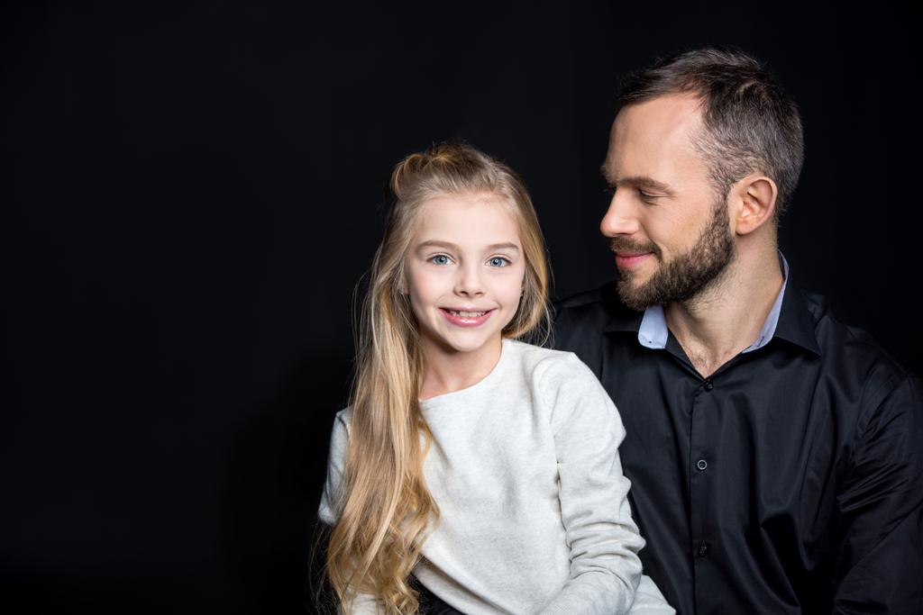 Sorrindo pai e filha
 - Foto, Imagem