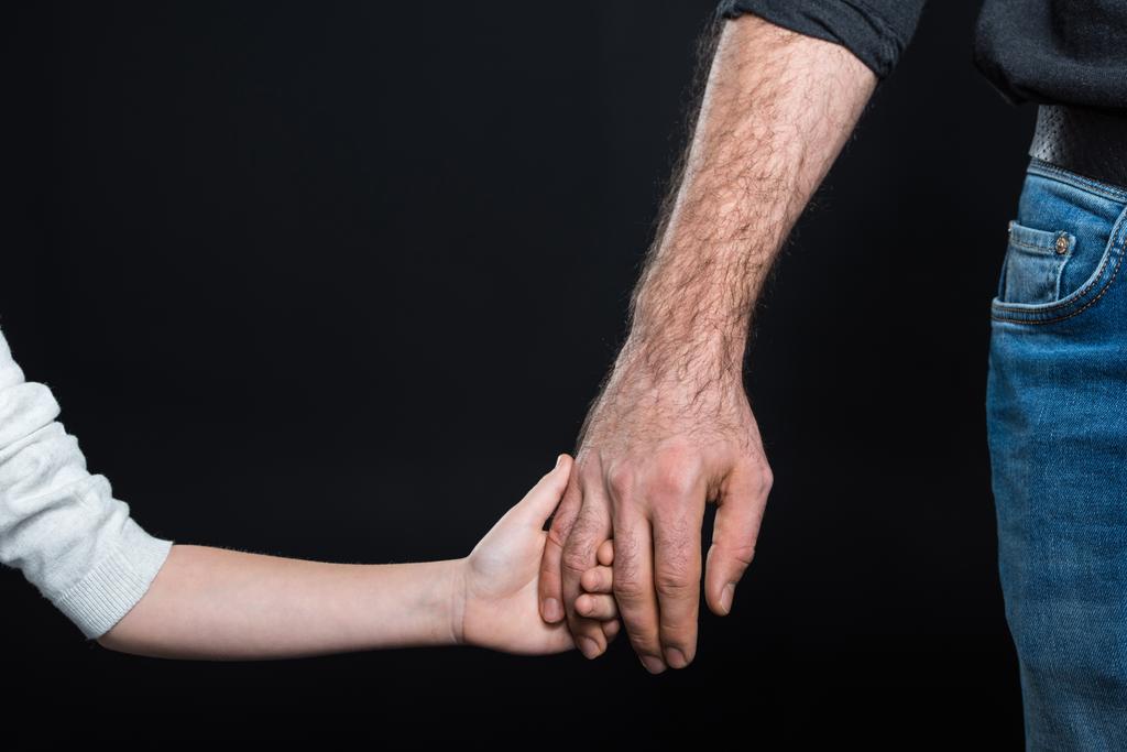 Hände von Mann und Kind - Foto, Bild