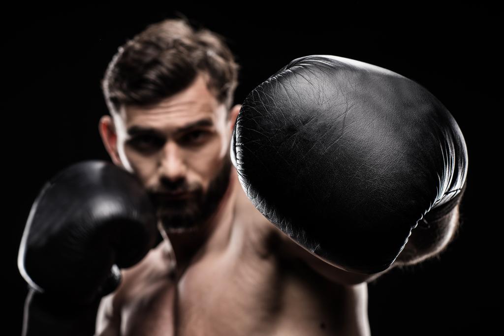 Deportista en guantes de boxeo
 - Foto, imagen