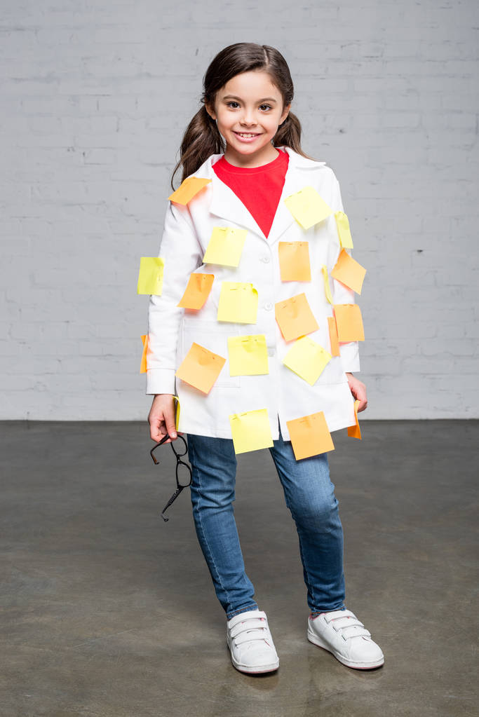 Girl with sticky notes - Photo, Image
