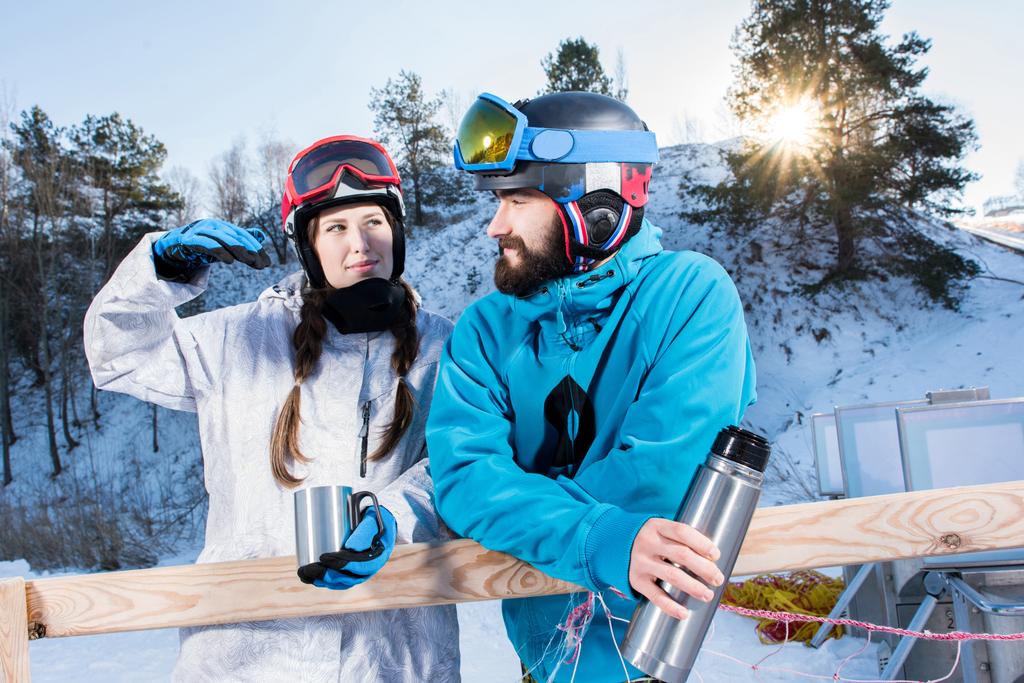Snowboarders drinking tea  - Photo, Image
