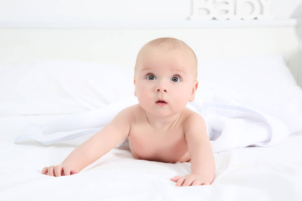 Sevimli küçük bebek - Fotoğraf, Görsel