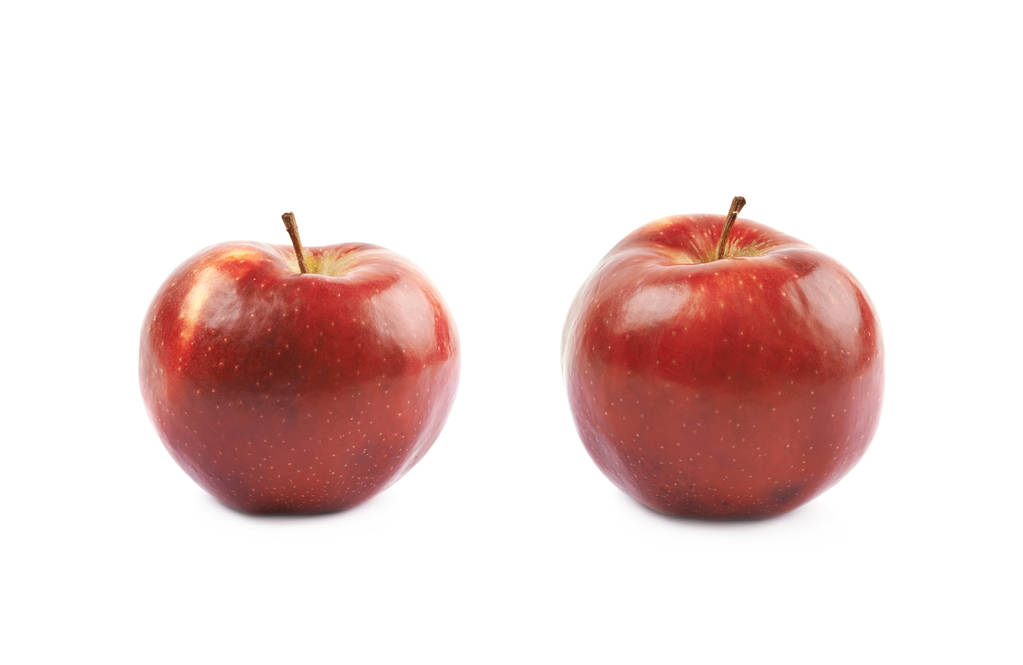 Tek kırmızı olgun elma izole - Fotoğraf, Görsel