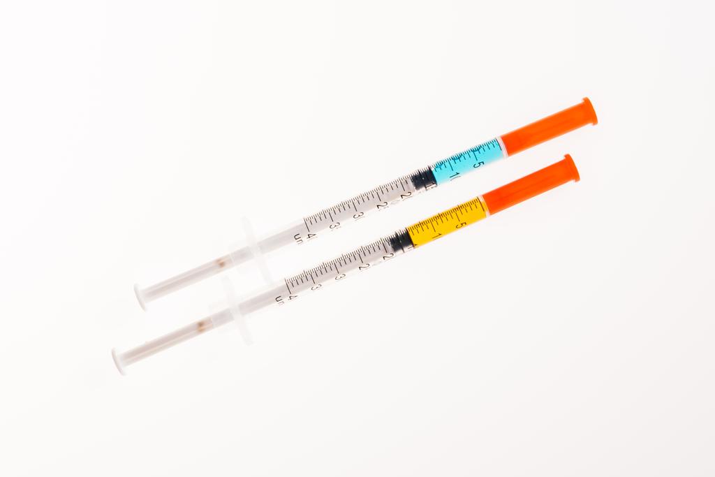 Jeringas de insulina para la diabetes
  - Foto, imagen