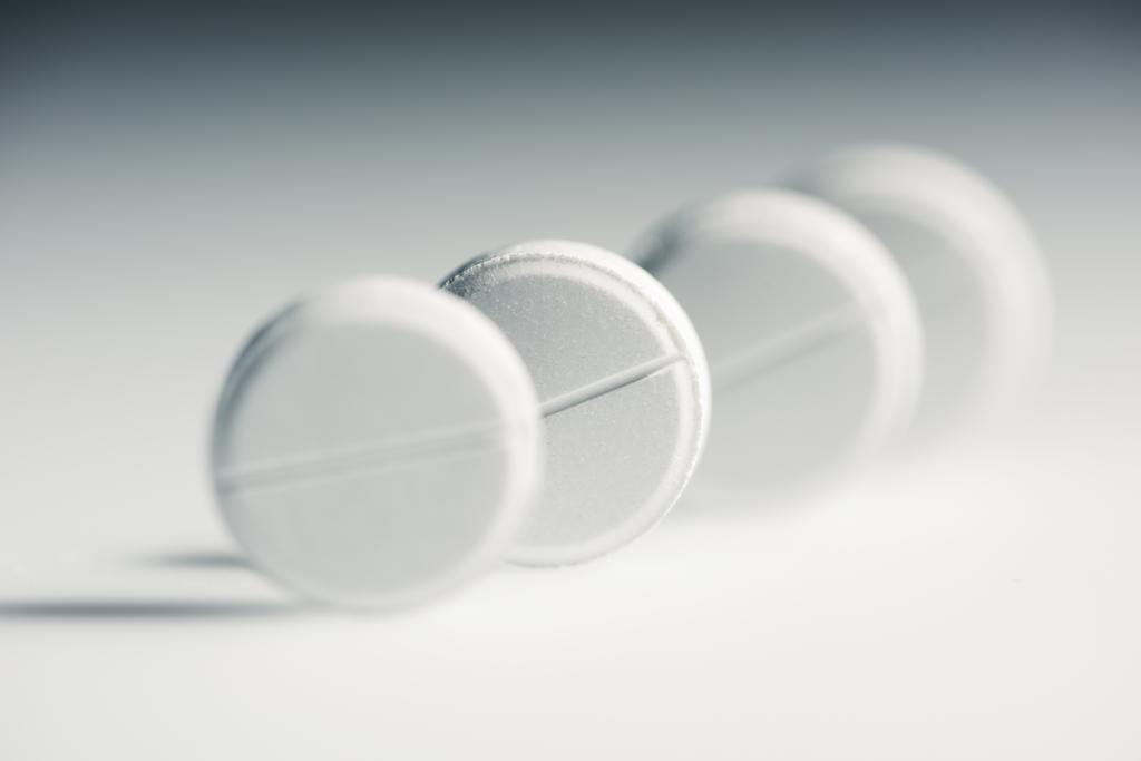 Round white tablets   - Photo, Image