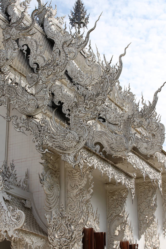 escultura, arquitectura y símbolos del budismo, tailandia - Foto, imagen