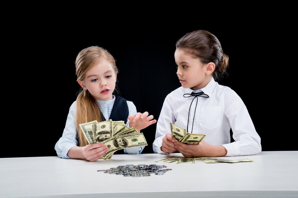 дівчата розрахунку гроші
 - Фото, зображення