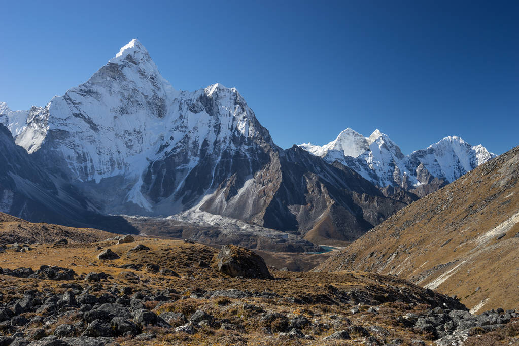 Ama Dablam picco di montagna in una mattina, Kongma la pass, Everest r
 - Foto, immagini