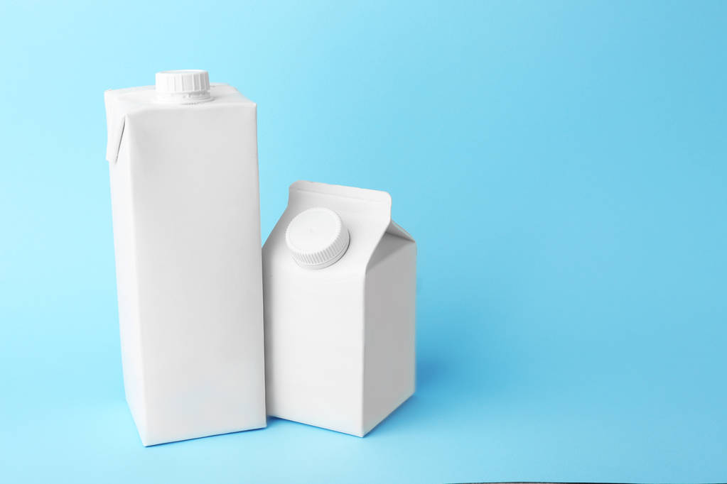 Két egyszerű tej dobozok  - Fotó, kép