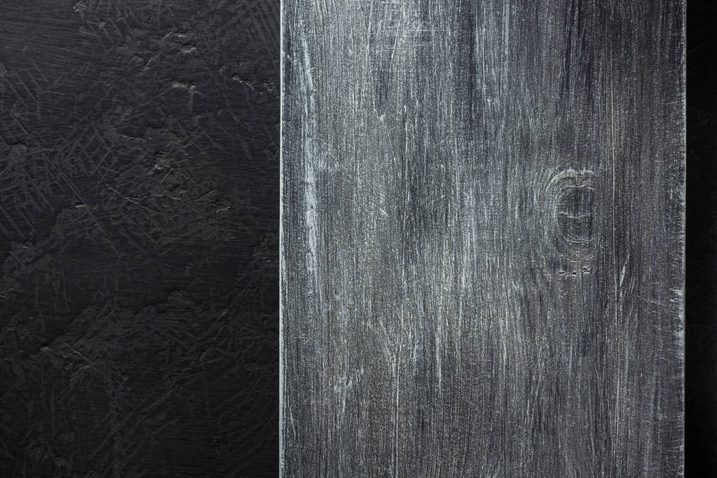 dřevěné vývěsní štít na černé  - Fotografie, Obrázek