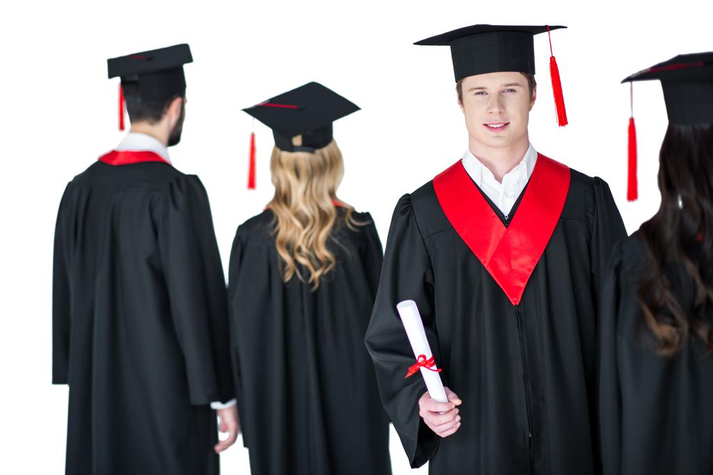 estudiante en gorra de graduación con diploma
 - Foto, imagen