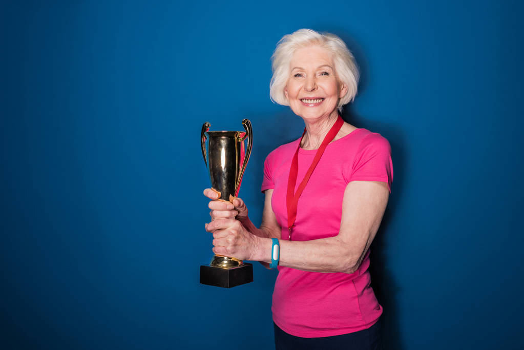 Senior sportovkyně hospodářství trophy   - Fotografie, Obrázek