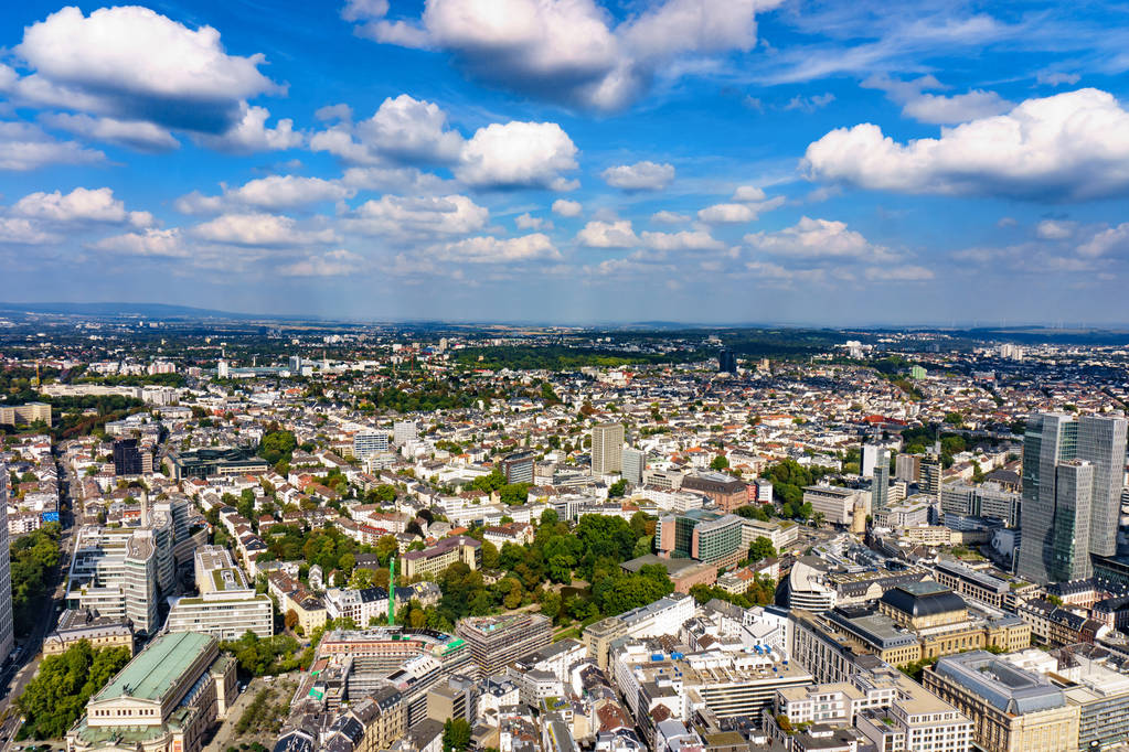 вид на горизонт Франкфурта з башта Майн у Франкфурті, німецька - Фото, зображення