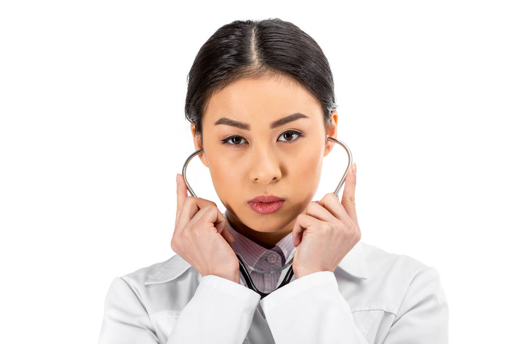азіатський лікар зі стетоскопом
 - Фото, зображення