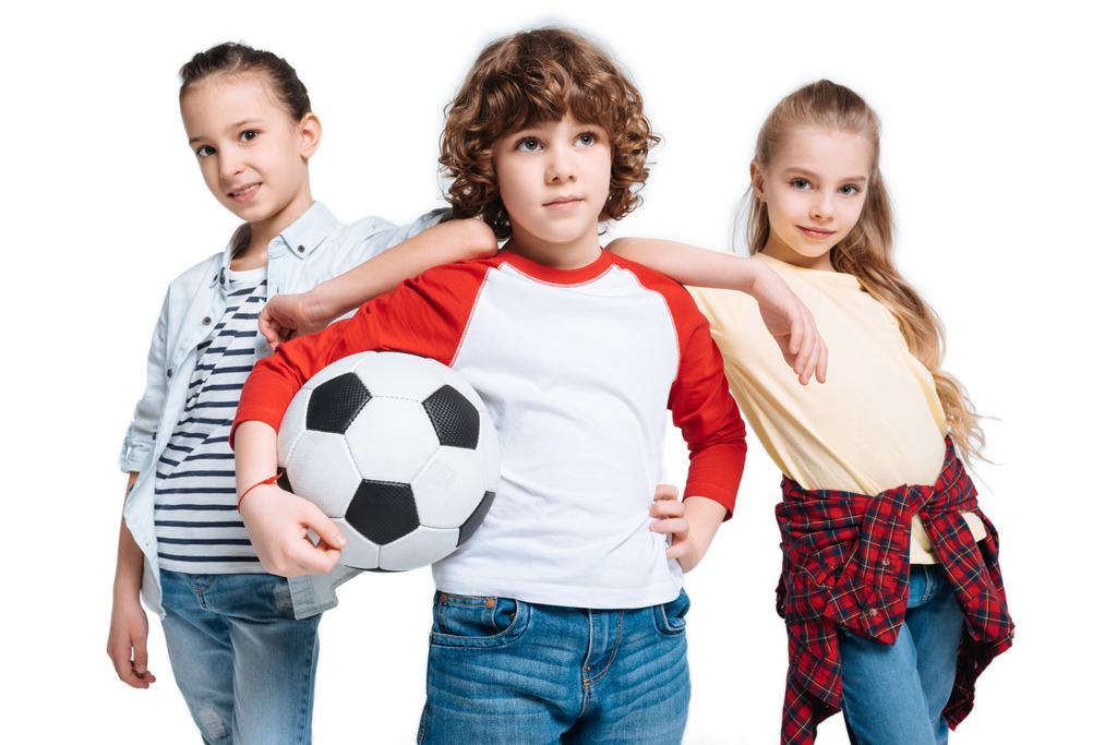 děti hrají fotbal - Fotografie, Obrázek