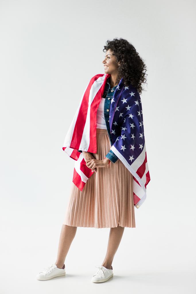 žena přikrčil s americkou vlajkou - Fotografie, Obrázek